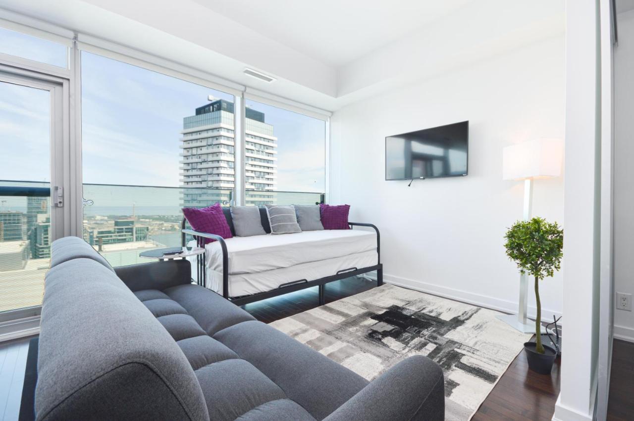 Minutes Walk To Scotiabank Arena,tiff, Mtcc,cn Tower Downtown
