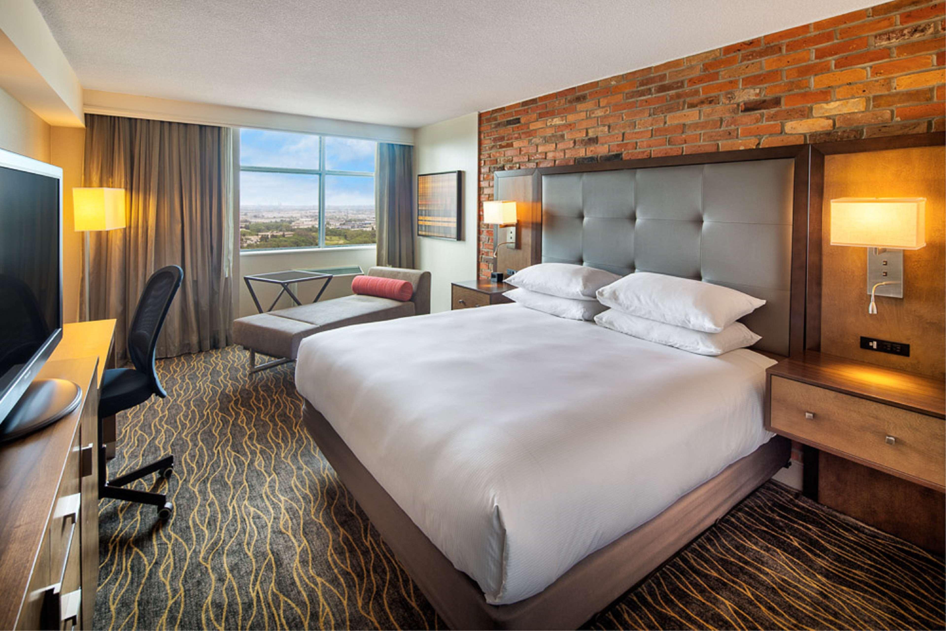 Doubletree By Hilton Airport, On Toronto