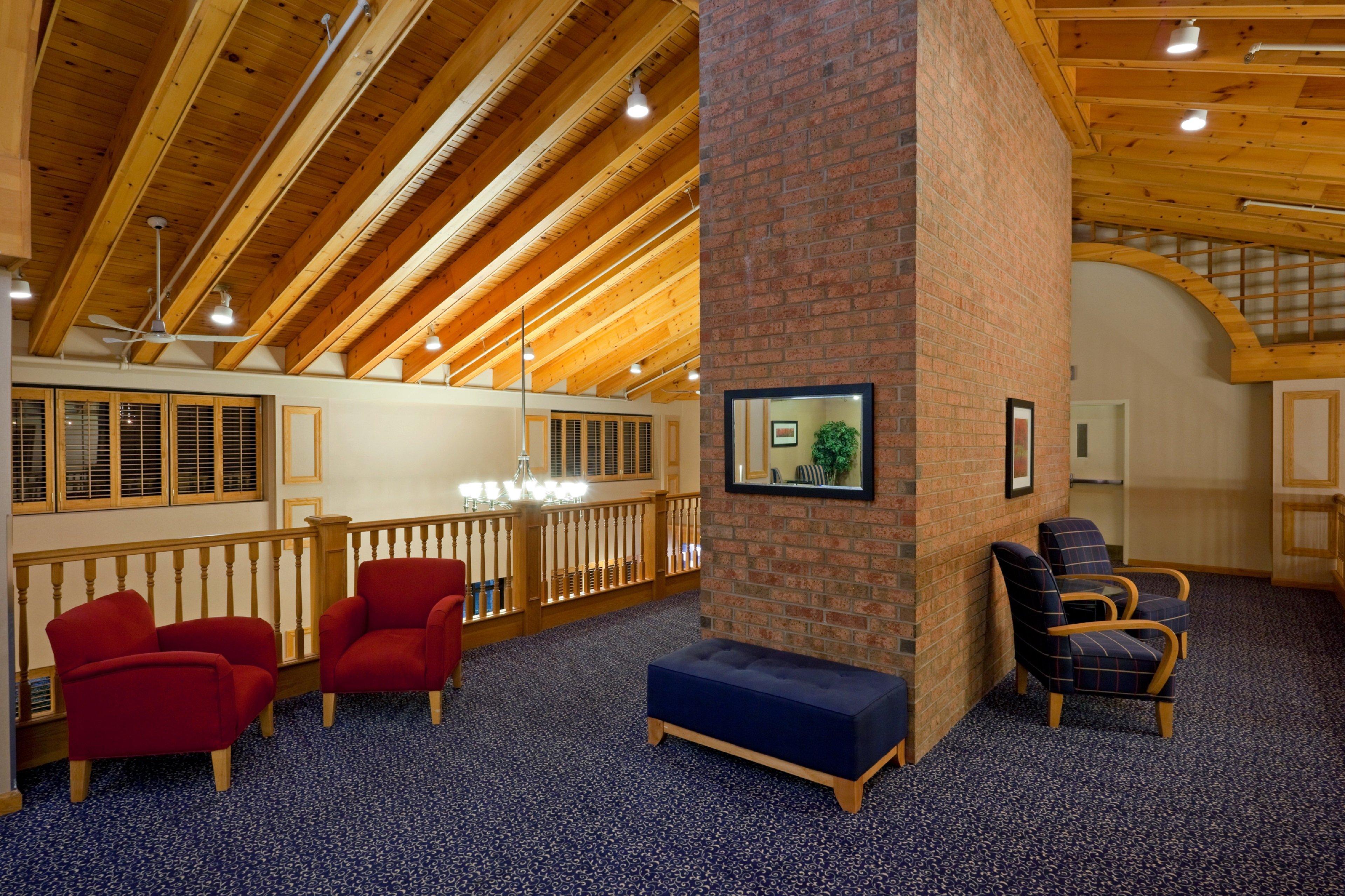 Express East, An Ihg Hotel