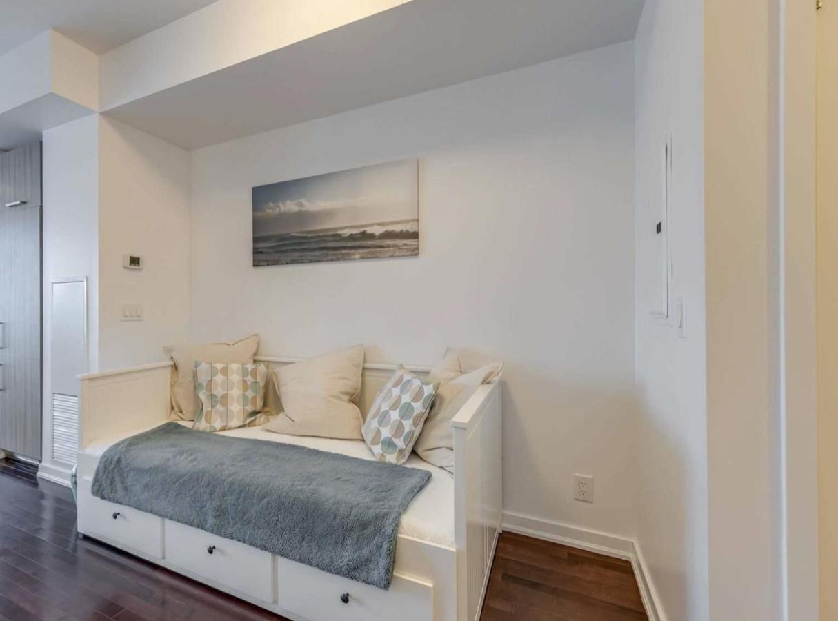 Apartment Downtown Near Cn Tower