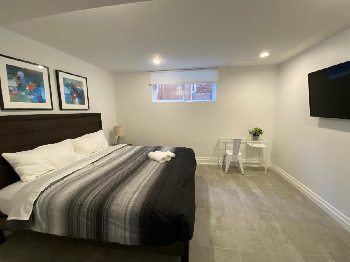 Yorkmills And Bayview !a Spacious And Modern Private Bdr With Shared Bathroom Homestay