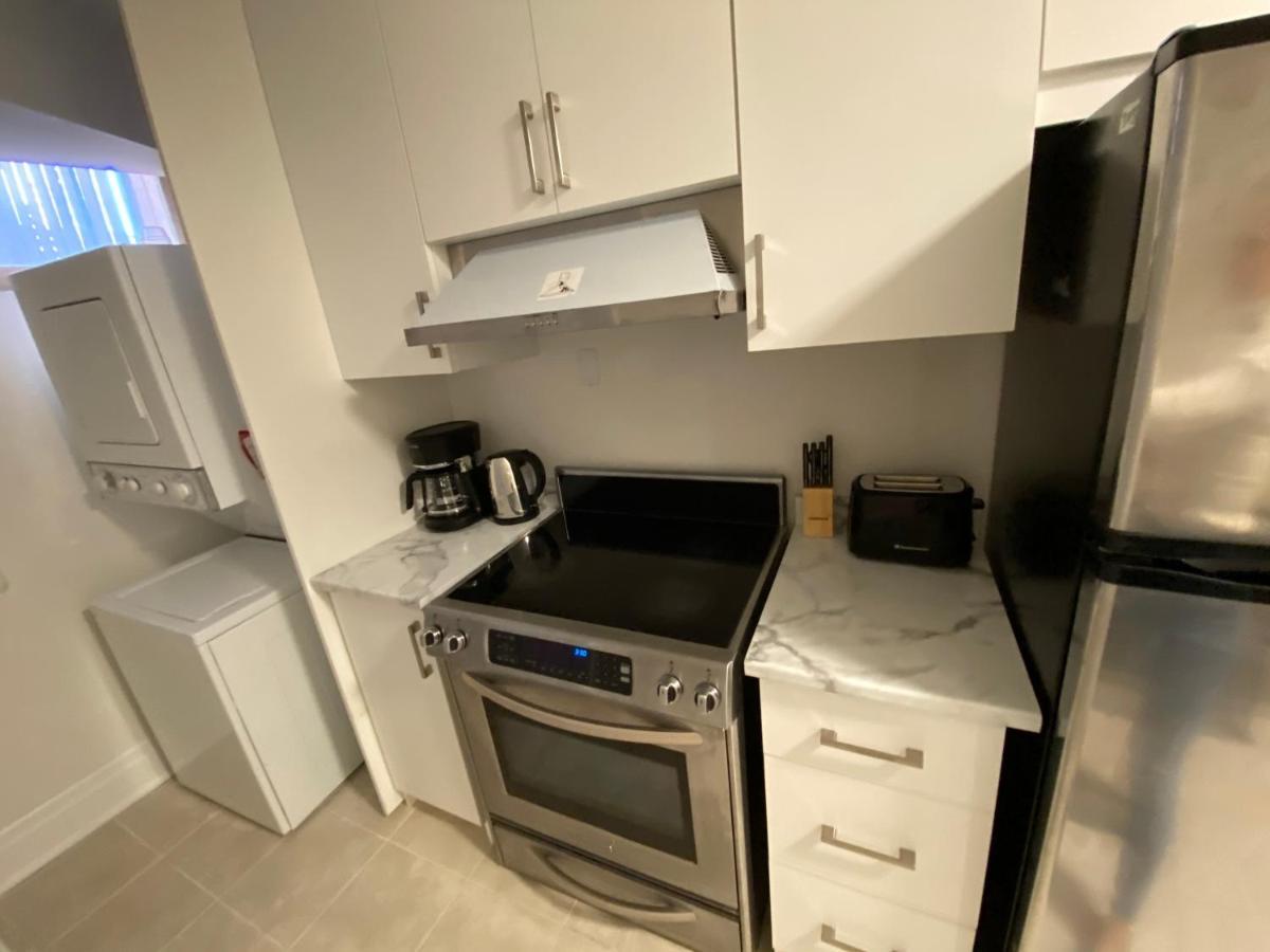 Yorkmills And Bayview !a Spacious And Modern Private Bdr With Shared Bathroom *