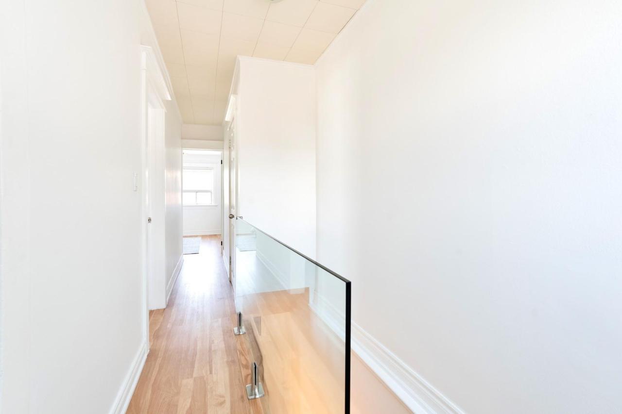3br Townhouse - St Clair West Village W Parking