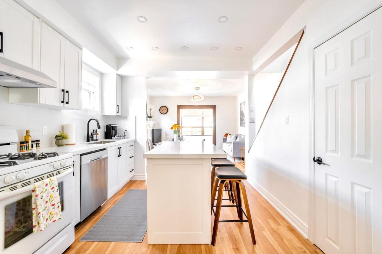 3br Townhouse - St Clair West Village W Parking
