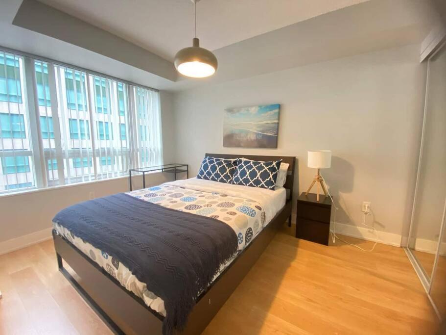1+den With Balcony, Free Parking