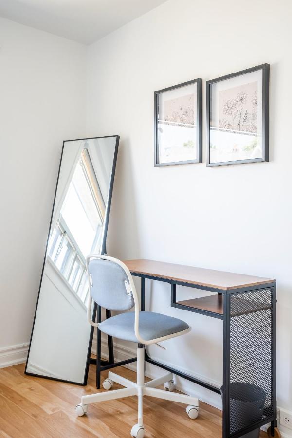 3br Townhouse - St Clair West Village W Parking Toronto