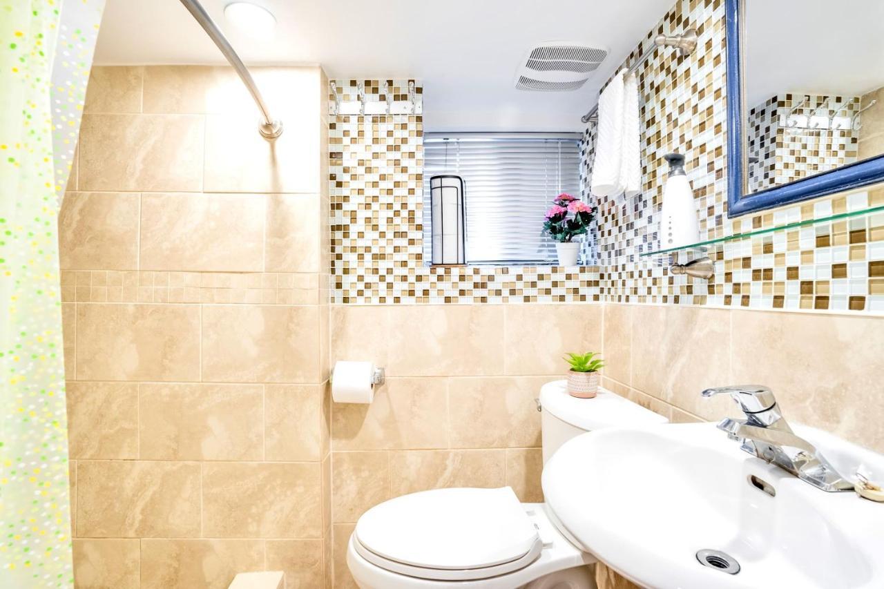 3br Townhouse - St Clair West Village W Parking Toronto