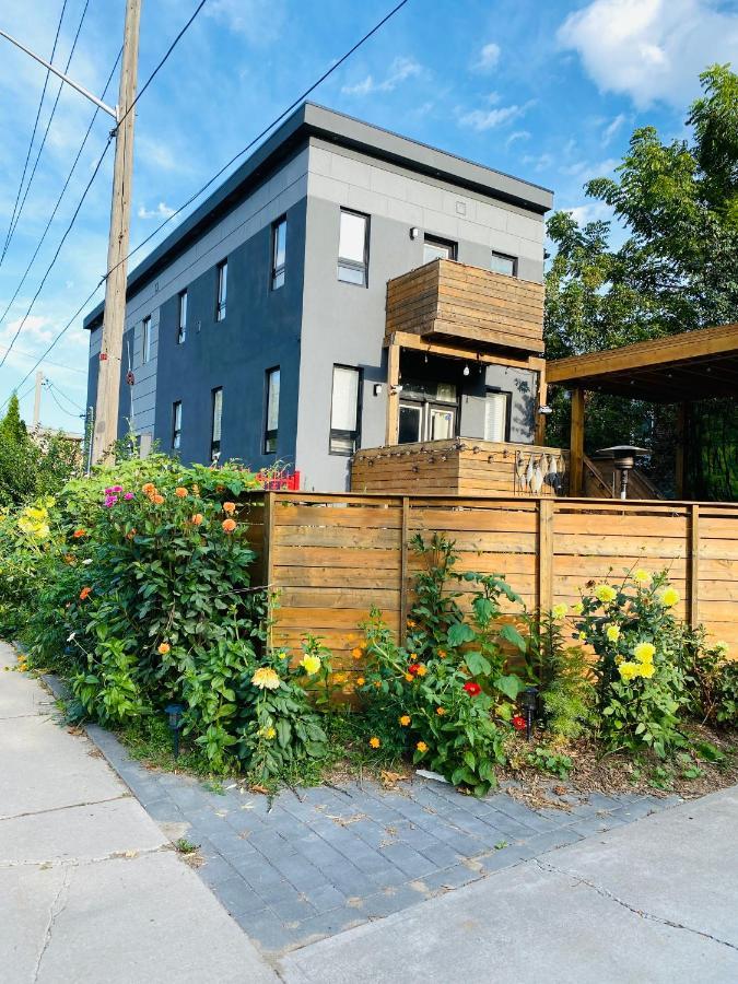 Apartment Lovely Iii 3 Bedrooms Space Share East York A Toronto