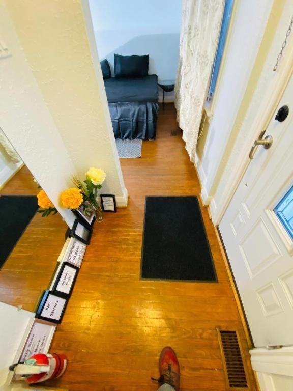 Relax V East York Space Share Canada * Toronto