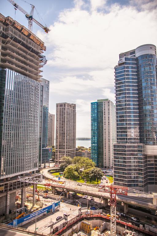 Corporate Ryan Suites York Street Apartment *