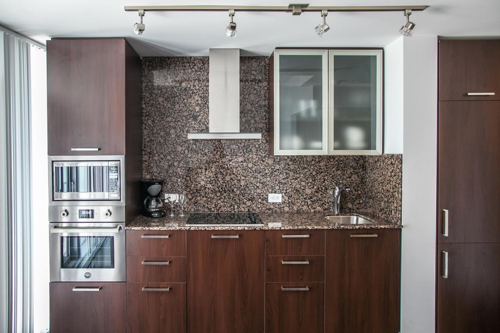 Corporate Ryan Suites York Street Toronto