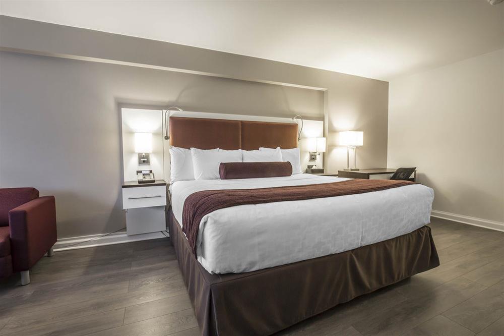 The Saint Hotel, Ascend Collection Hotel Toronto