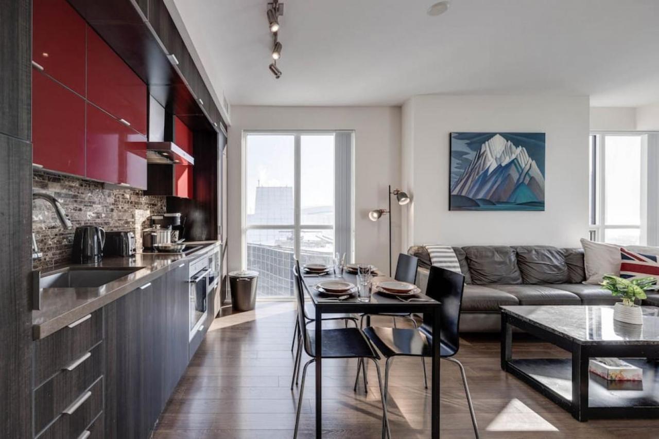 Exec 2br 2bth W Million Dollar View Of Cn Tower Ferienhaus Toronto