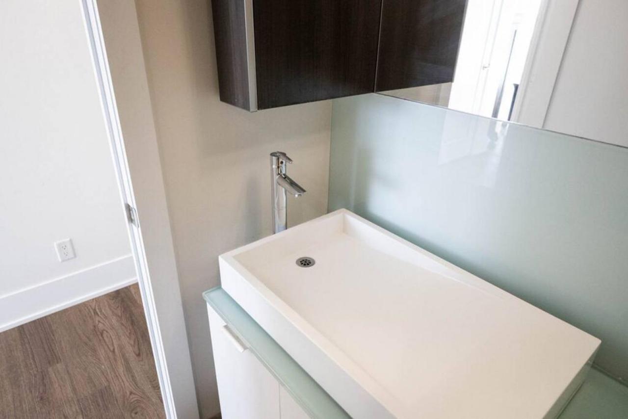 Ferienhaus Exec 2br 2bth W Million Dollar View Of Cn Tower Toronto