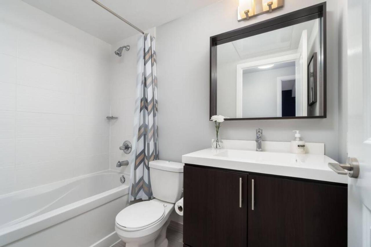 Modern 1 Bd 1ba With A Sofabed Downtown Holiday home