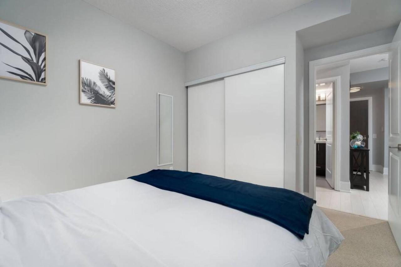 Modern 1 Bd 1ba With A Sofabed Downtown *