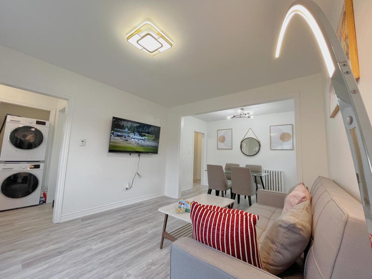 Gasthof 2b With Parking, 10km To Downtown Toronto