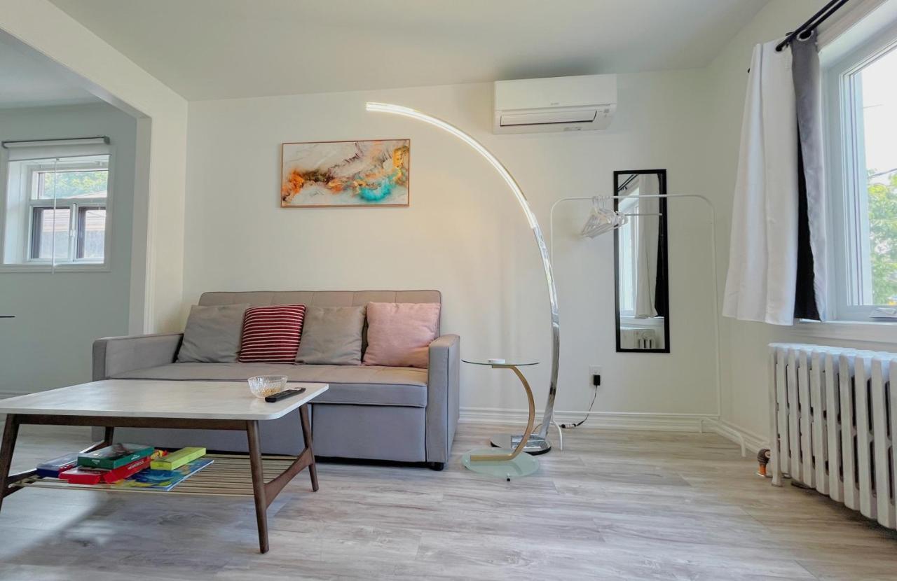 Gasthof 2b With Parking, 10km To Downtown Toronto