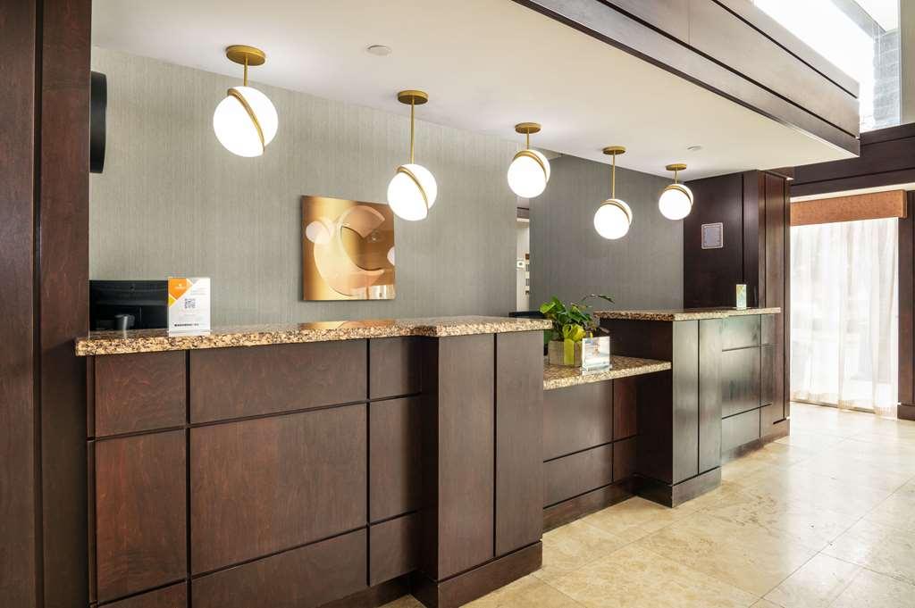Inn Comfort & Conference Centre Airport 3*
