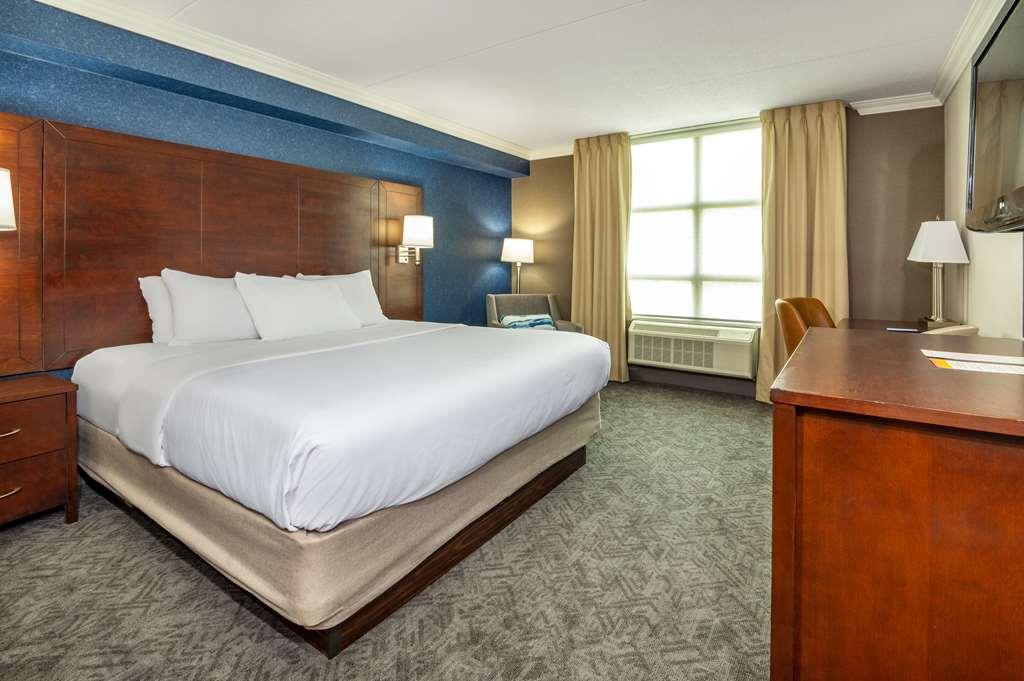 Comfort & Conference Centre Airport Toronto