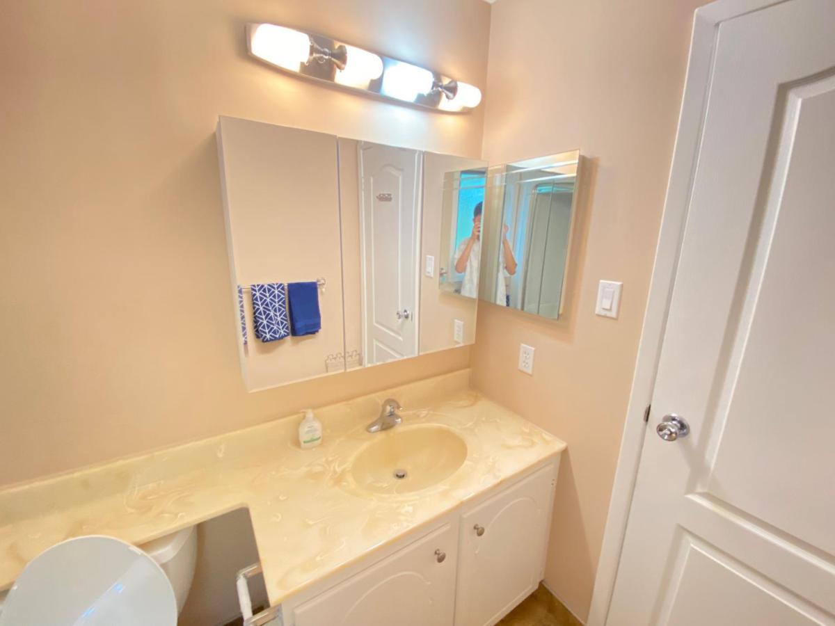 41 Huntsmill Blvd Homestay *