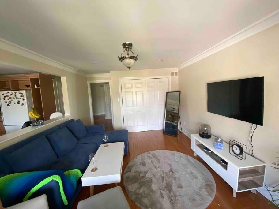 Cozy & Stylish 2 Bd In Midtown Apartment *