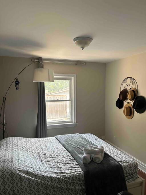 Cozy & Stylish 2 Bd In Midtown