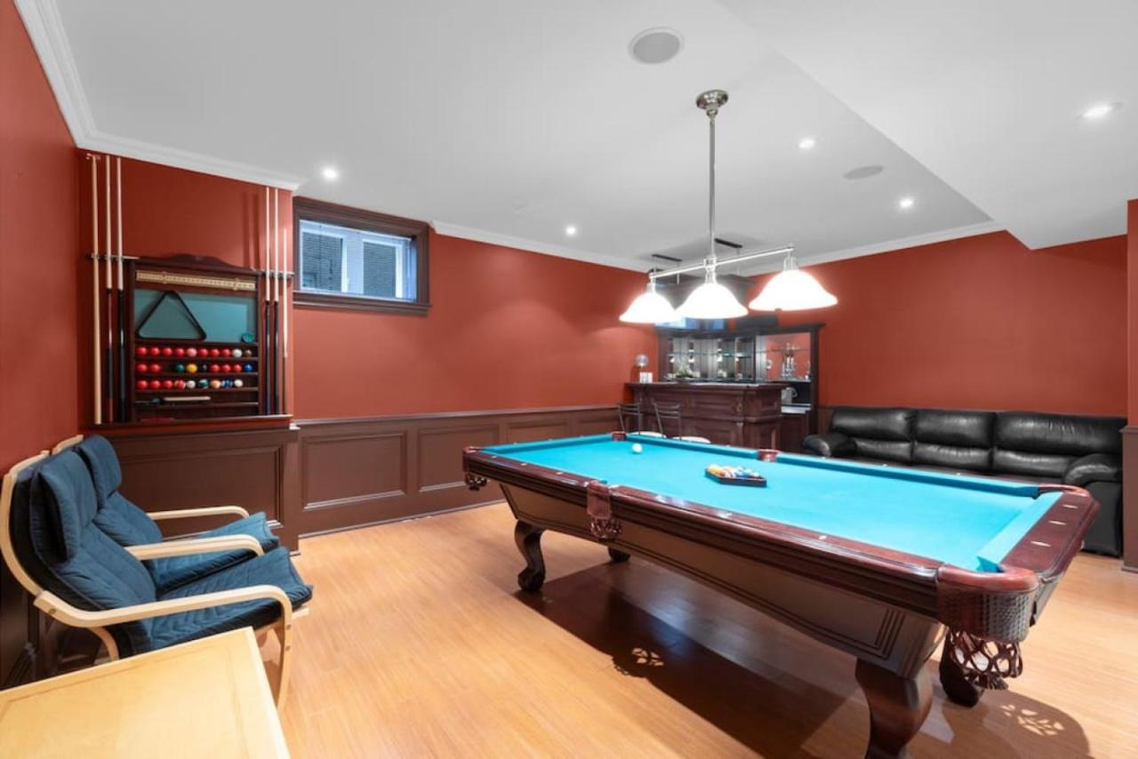Luxury 4br - Pool Table - 10 Min To Yorkdale Mall Ferienhaus Toronto