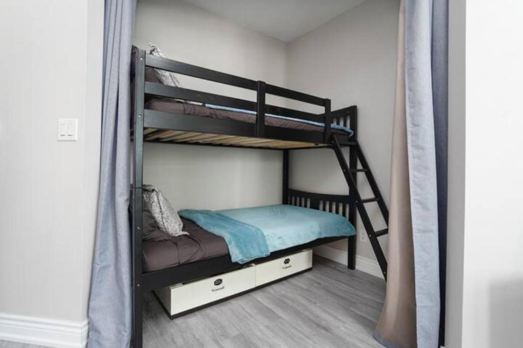 Apartment Simply Comfort Suites - One Den With Scotiabank Arena View *