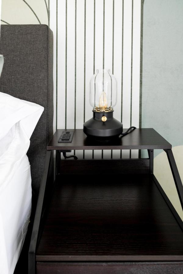 Stylish At 300 Front Street W Apartment