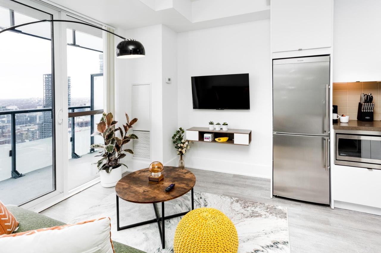 Stylish At 300 Front Street W