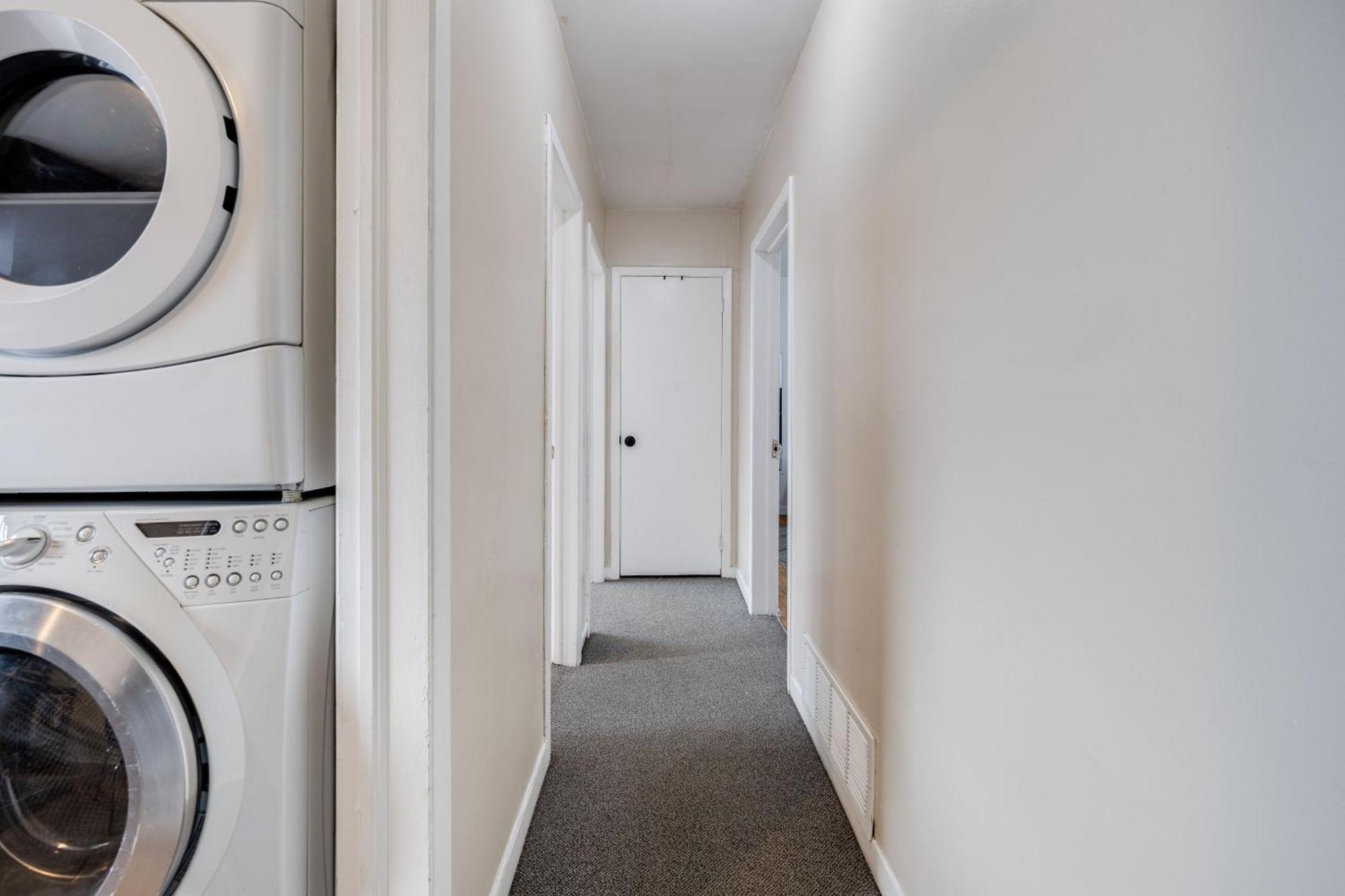 Eglinton West Guest Apartment
