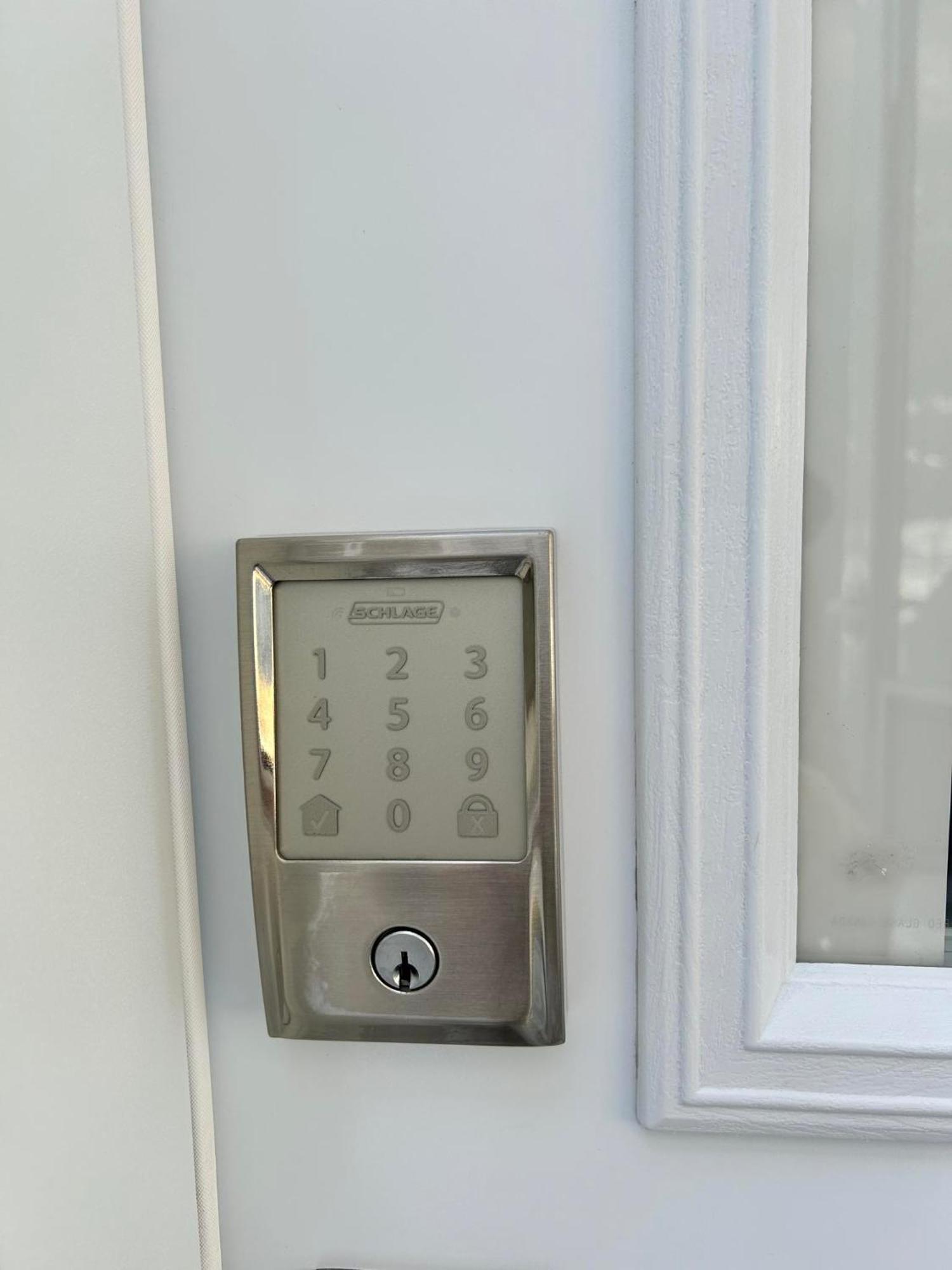 Privatunterkunft Brand New Lower With Exclusive Bathroom