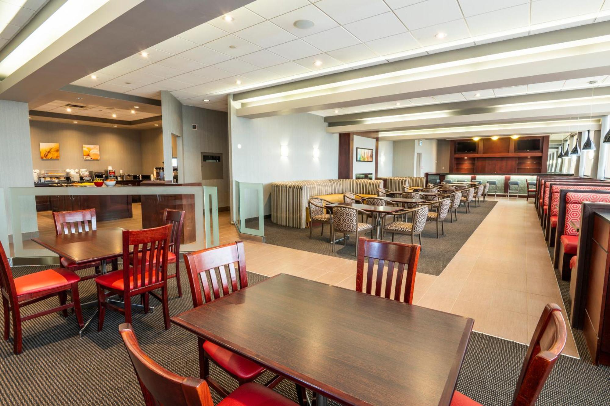 Comfort & Conference Centre Airport 3*