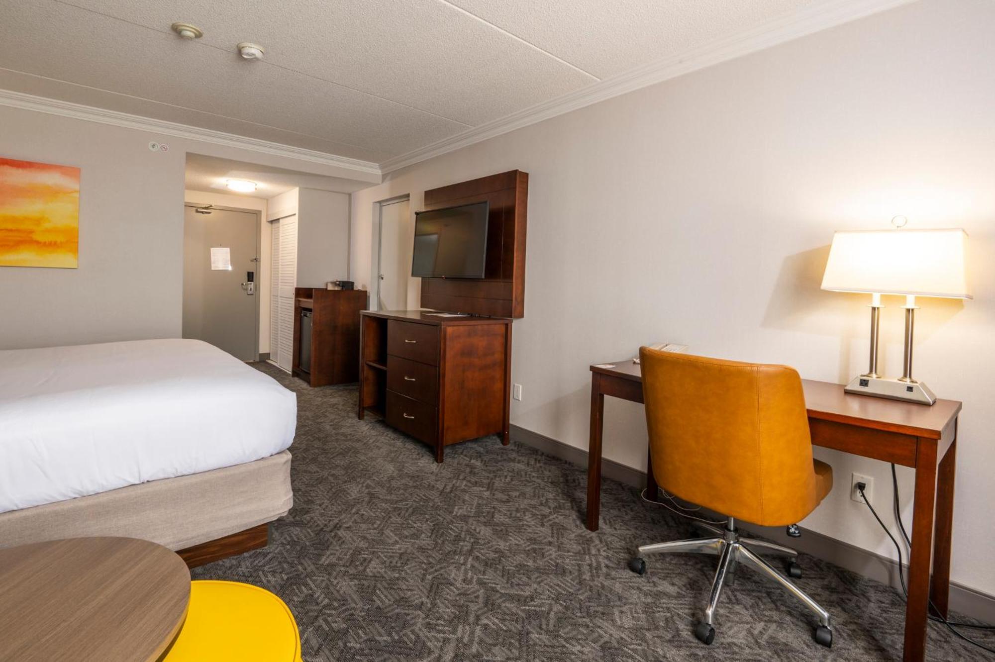 Comfort & Conference Centre Airport Inn 3*