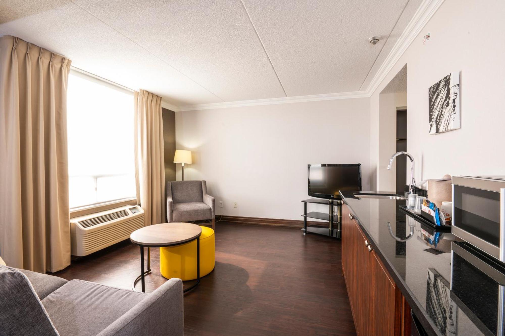 Comfort & Conference Centre Airport Inn Toronto