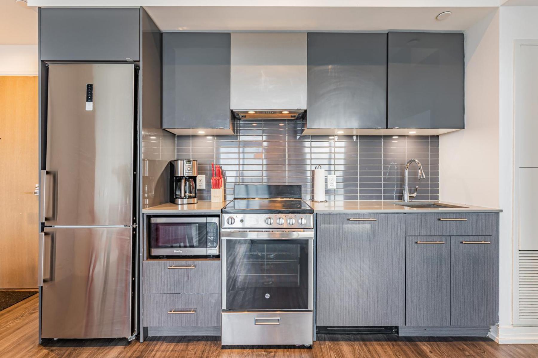 Luxury Close To Rogers Center In Downtown Core Guest house