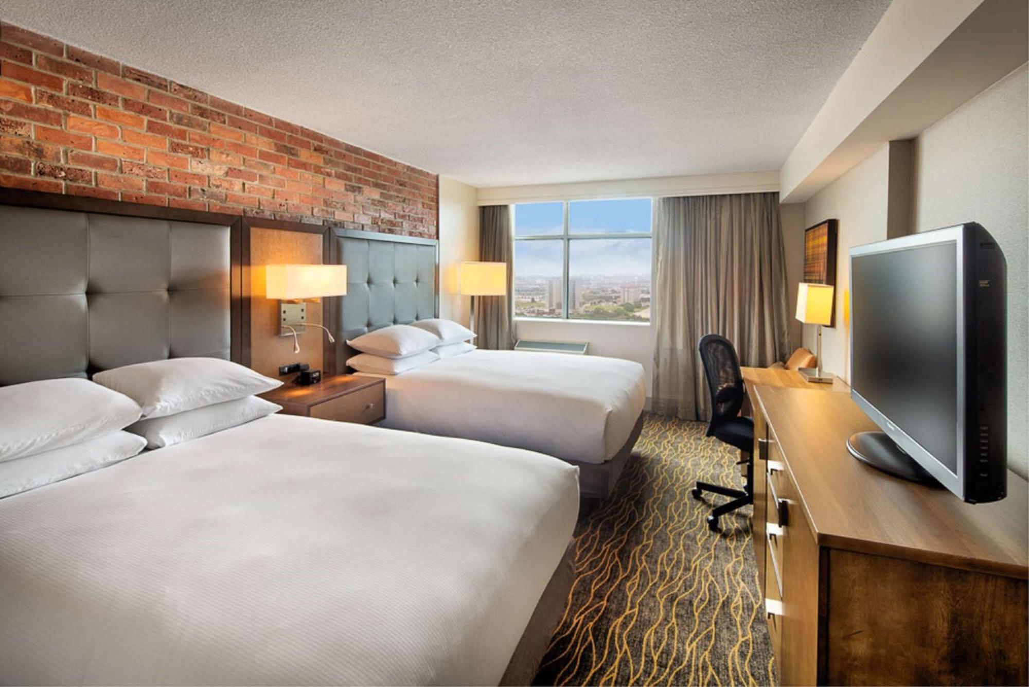 Hotel Doubletree By Hilton Airport, On Toronto