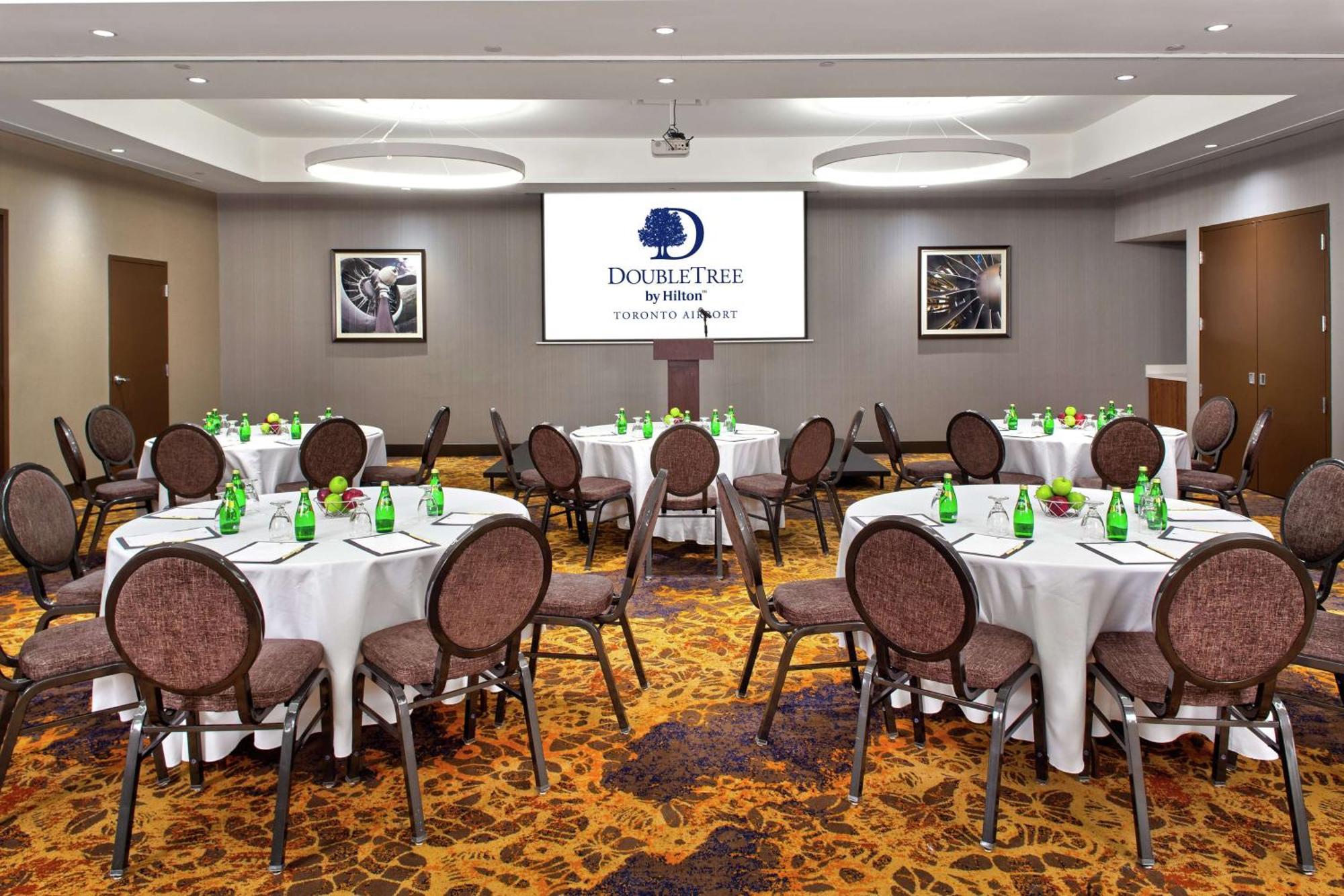 Doubletree By Hilton Airport, On Hotel 4*