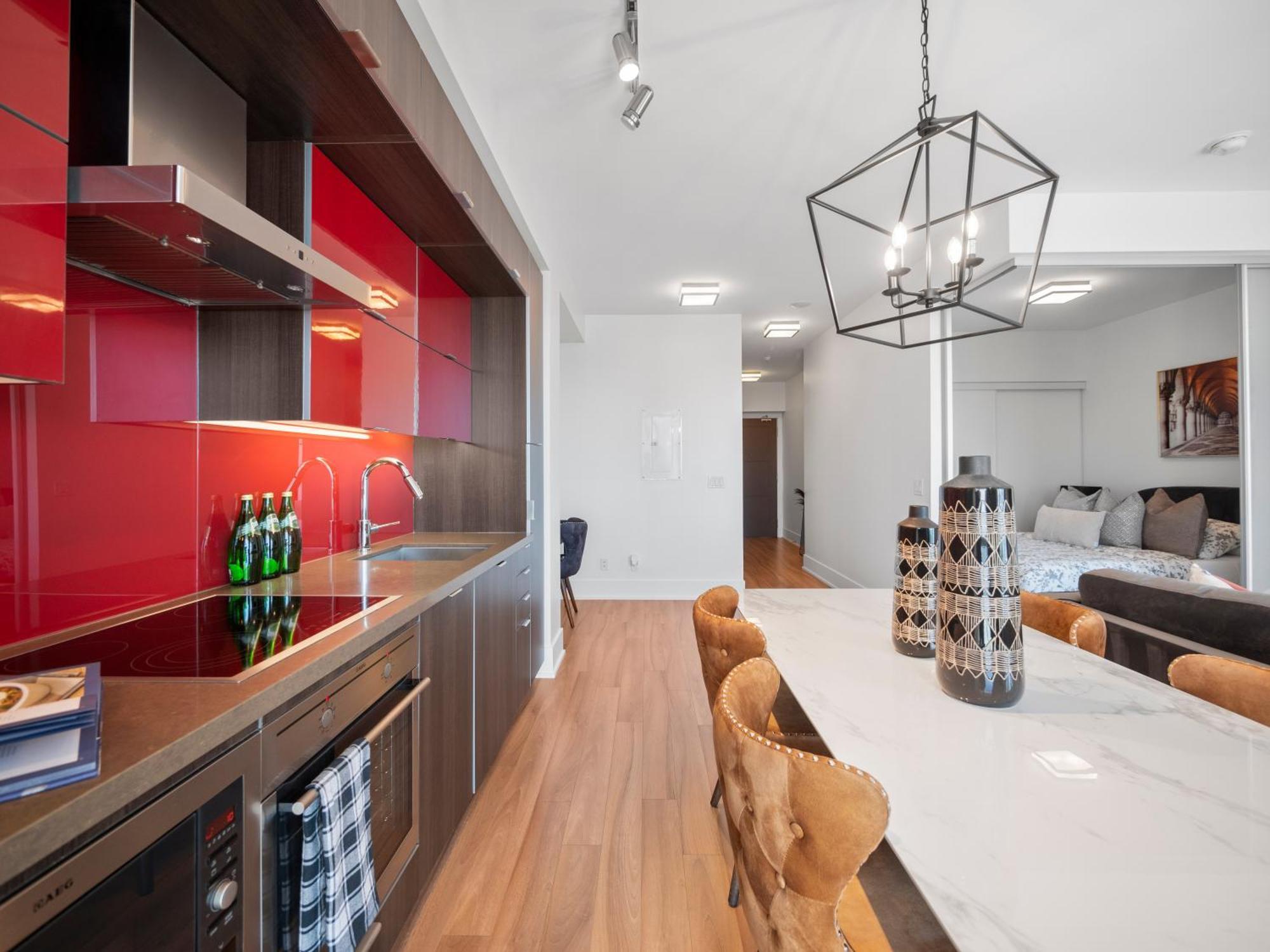 Apartment Stylish One Bedroom - Entertainment District