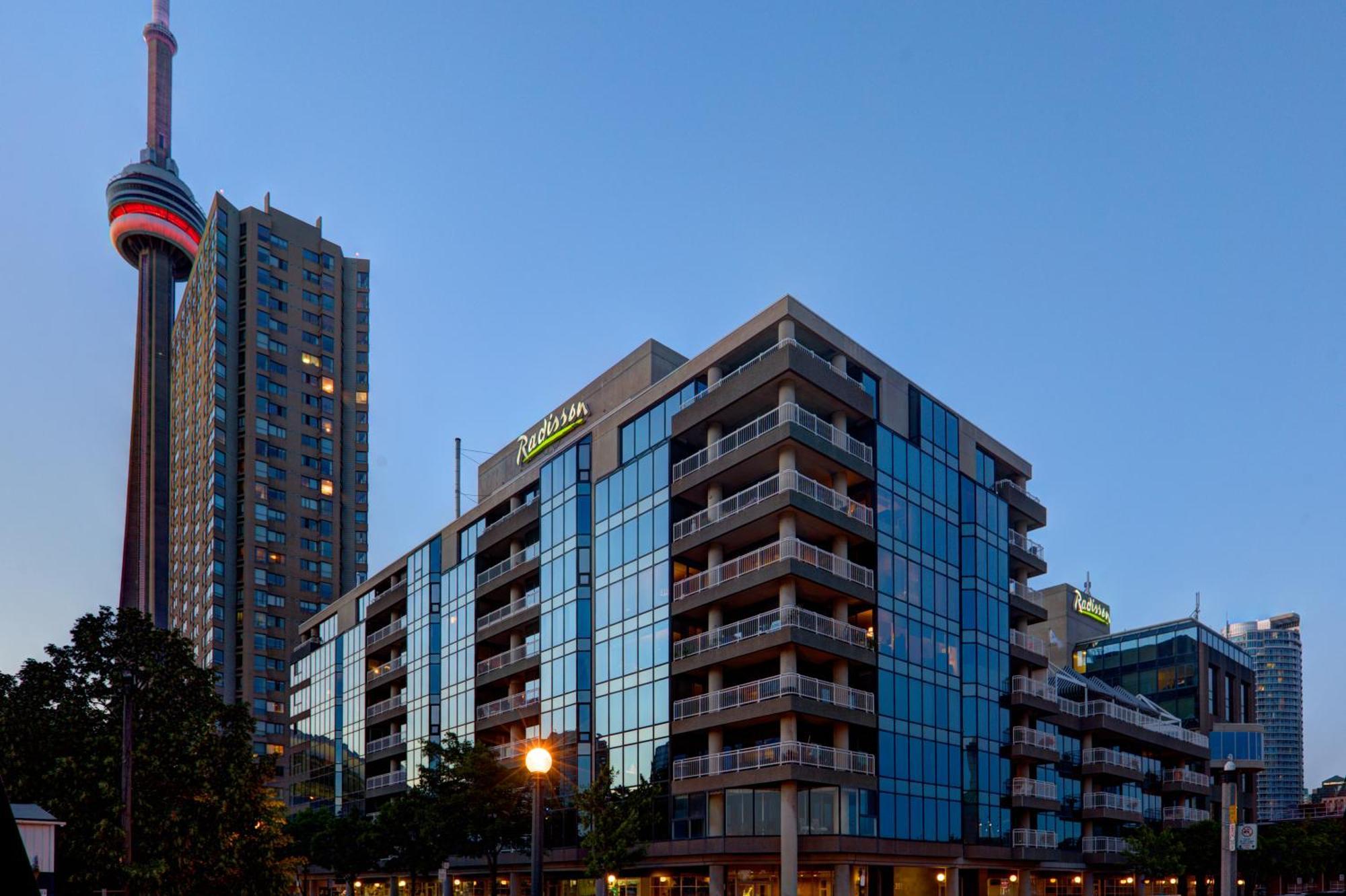 Hotel Radisson Blu Downtown 4*