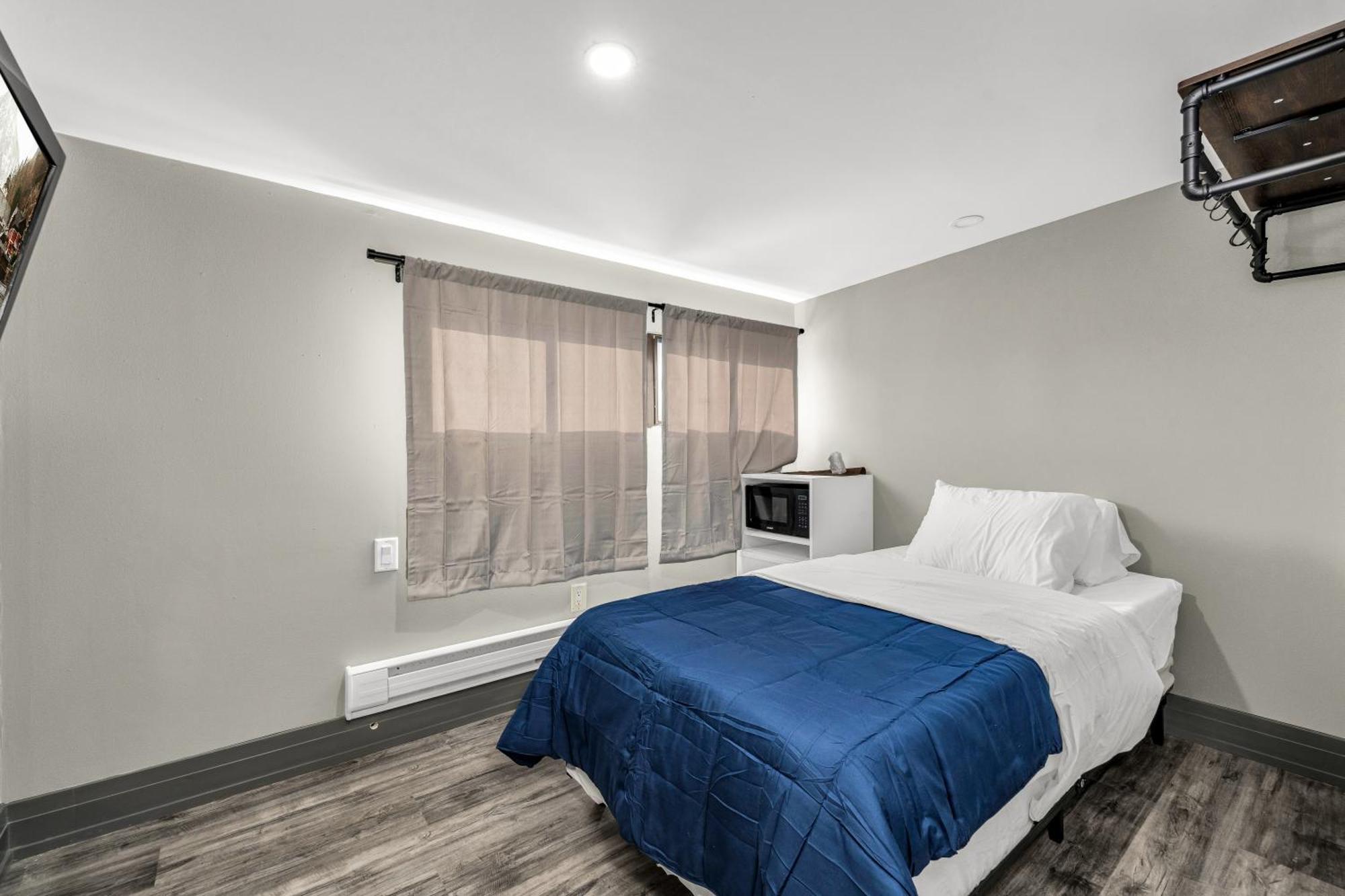 Motel Park Toronto