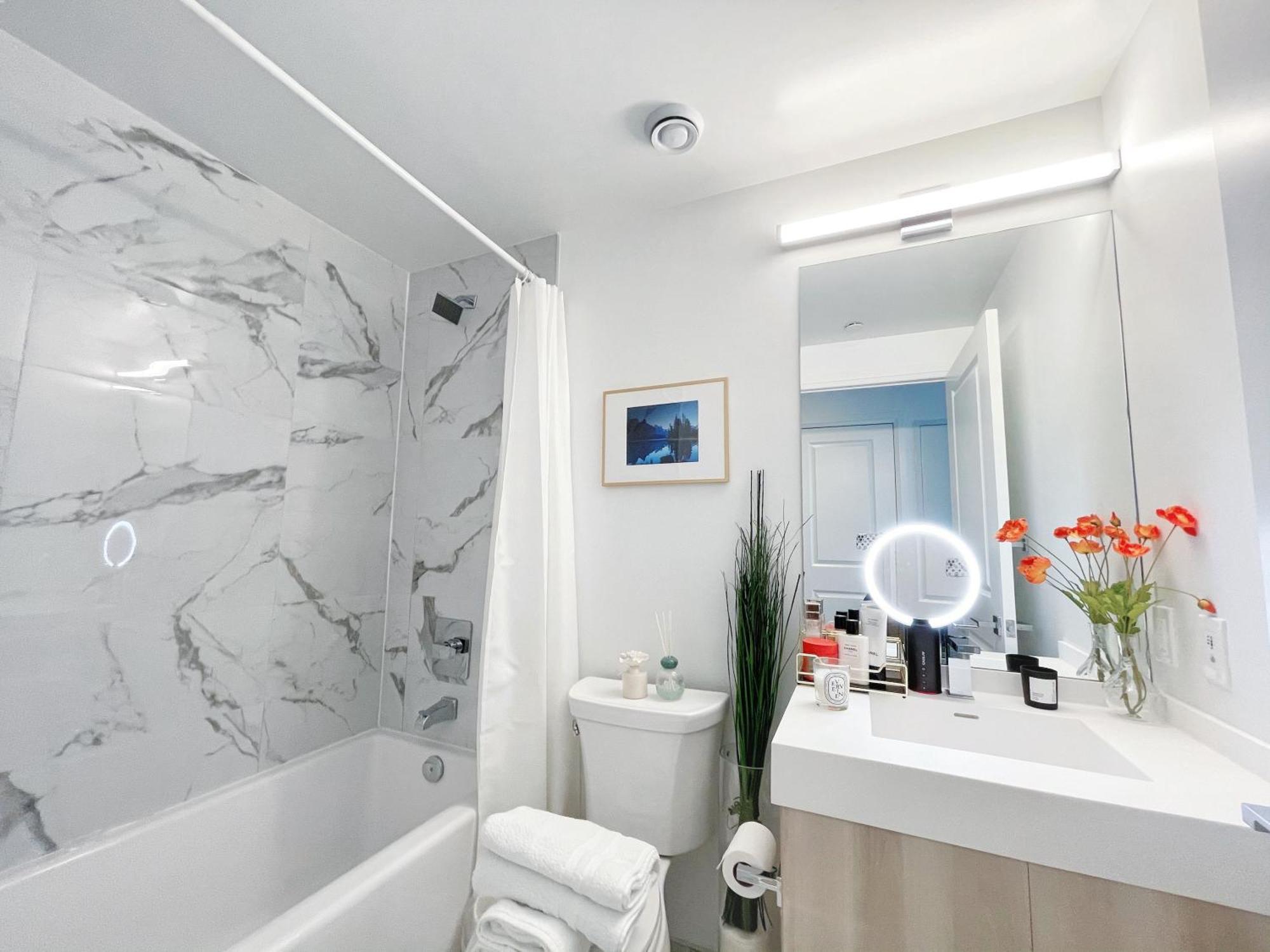 Apartment Boutique Penthouse-live In The Sky With Amazing Lakeview Dt Infivilla *