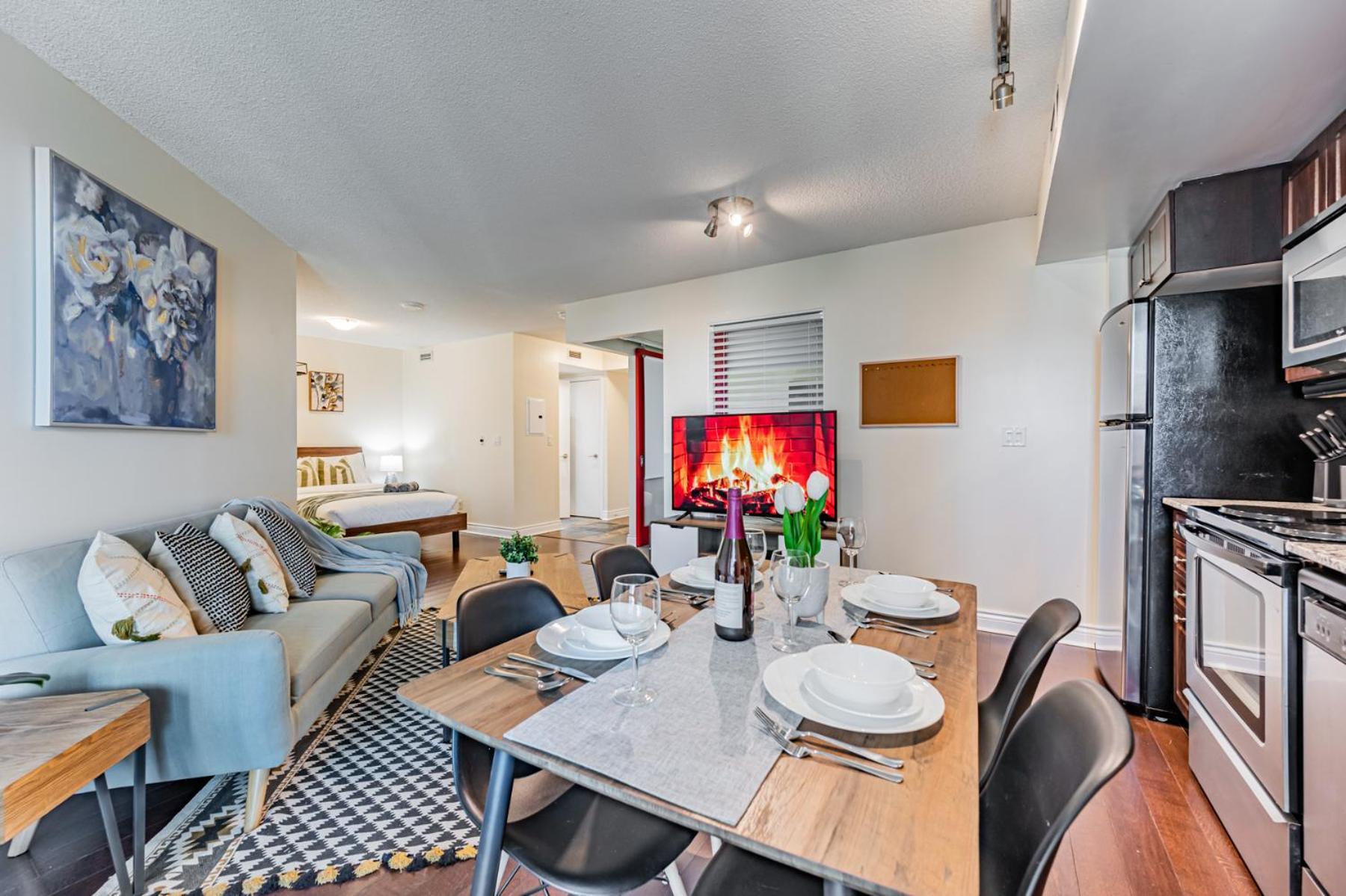 Fort York - Cne Apartment
