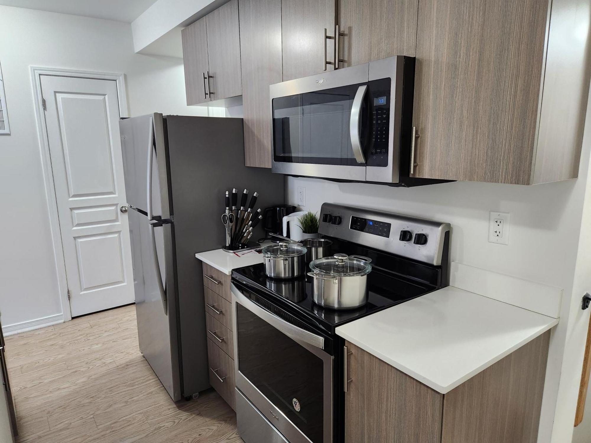 Modern Minimalist 2bedroom