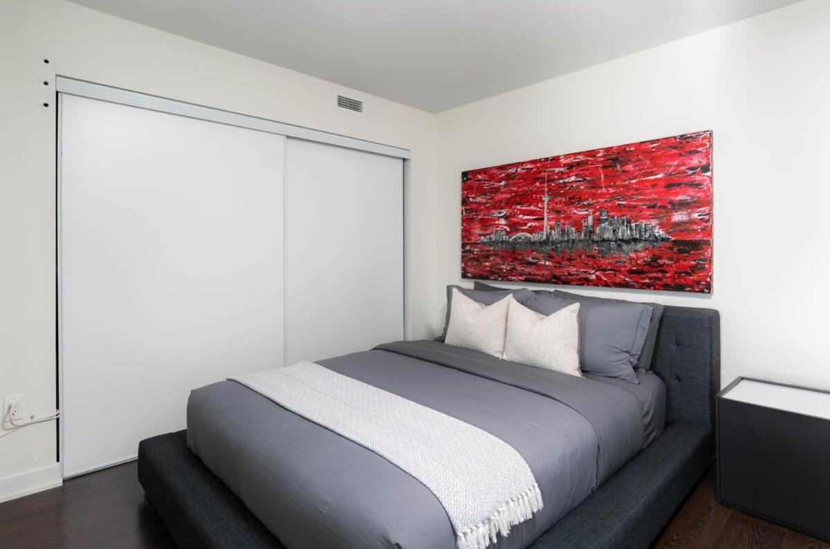 Apartment Stylish Downtown 99 Walk Score