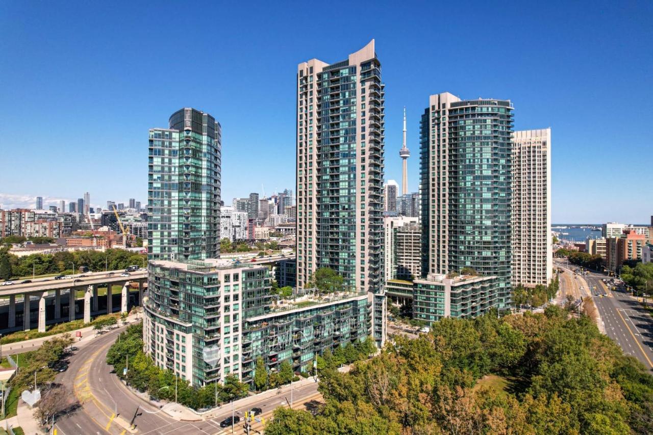 Apartment Spacious In The Heart Of Downtown