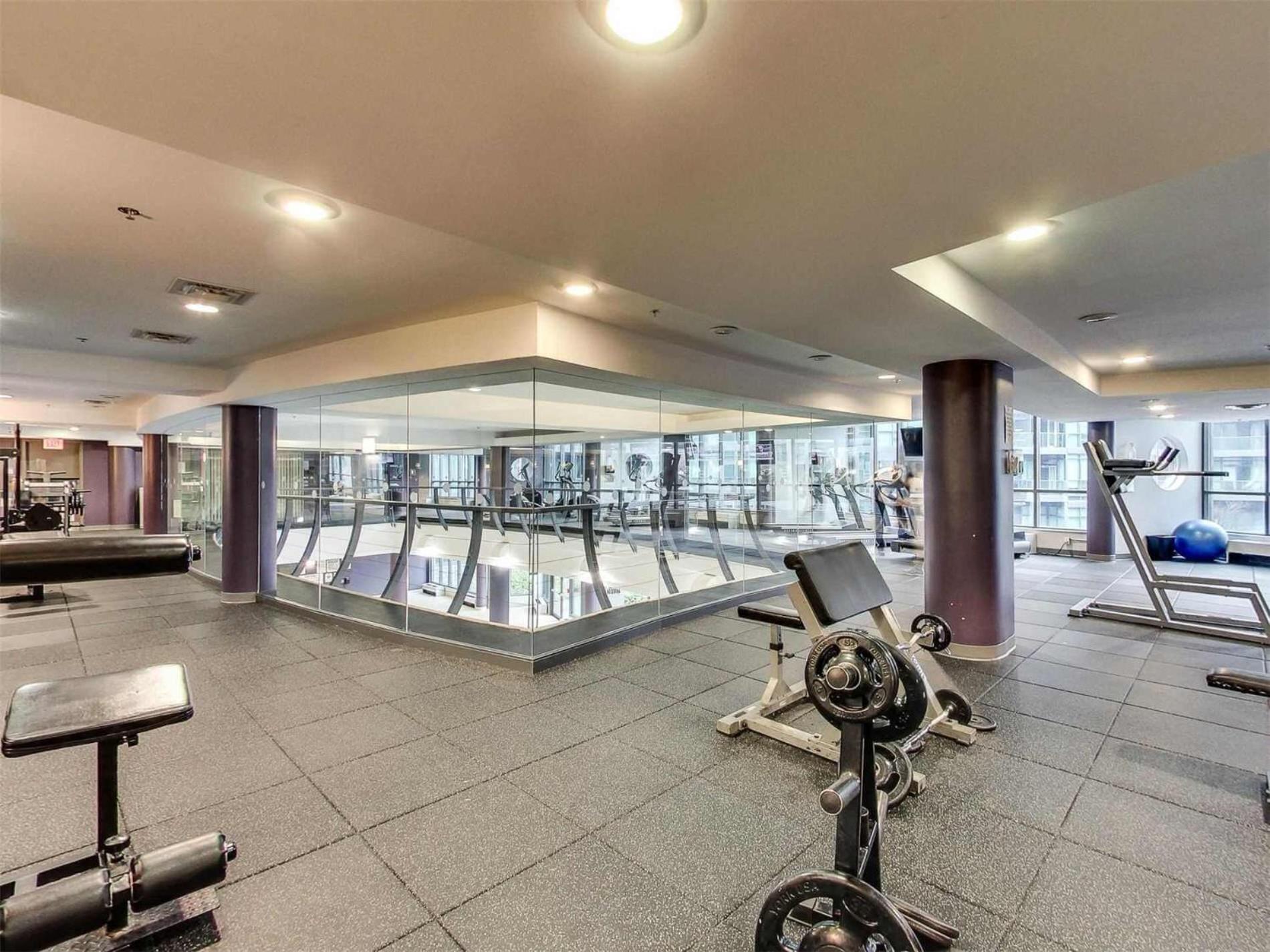 Spacious In The Heart Of Downtown