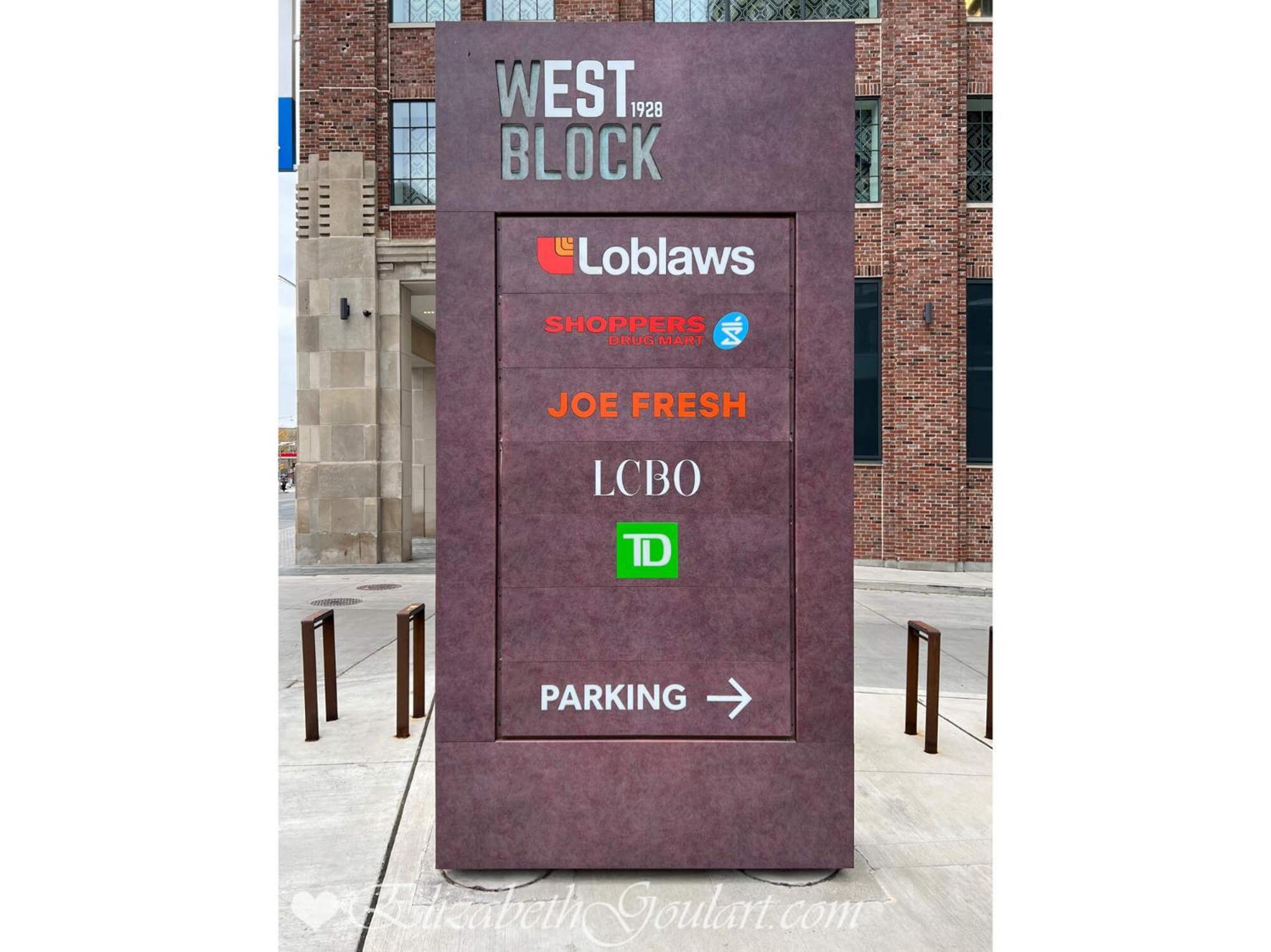 Spacious In The Heart Of Downtown * Toronto
