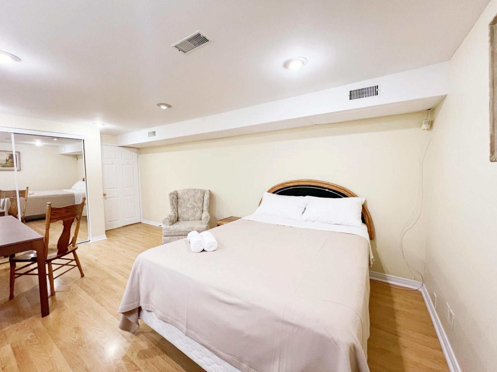 Homestay Vihome-110 Mcnicoll Cozy Near Finch And Don Mills